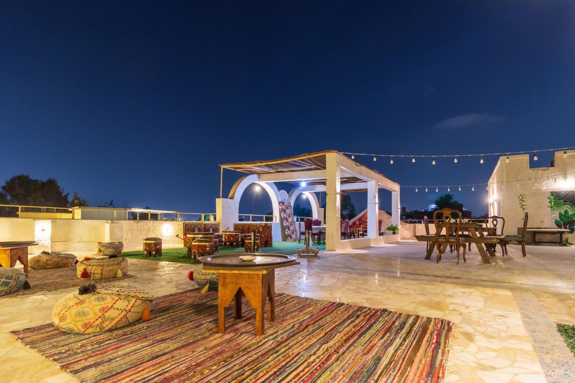 The Grand Pyramids View Hotel Kafrat al Jabal ภายนอก รูปภาพ
